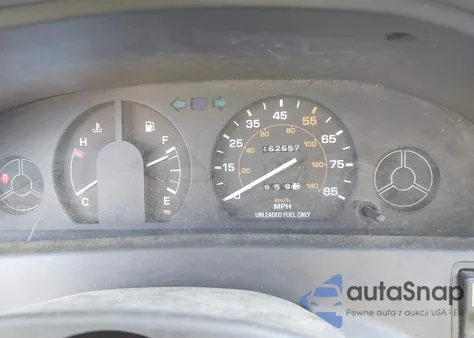 1990 Geo Prizm Lsi из США, поврежденный, VIN 1Y1SK7164LZ043122